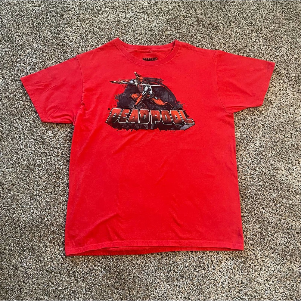 Marvel Deadpool Graphic T-shirt- Size Large
